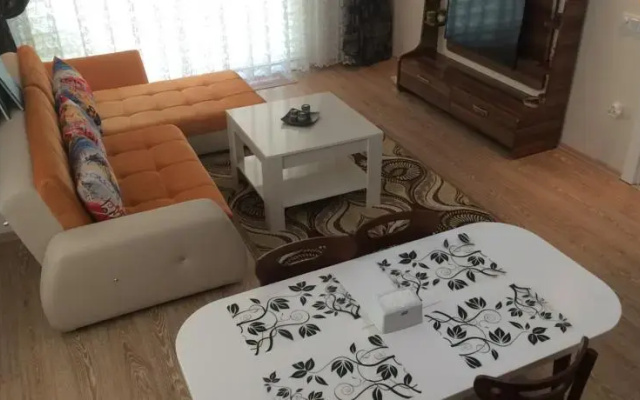 Riverstar Apartment