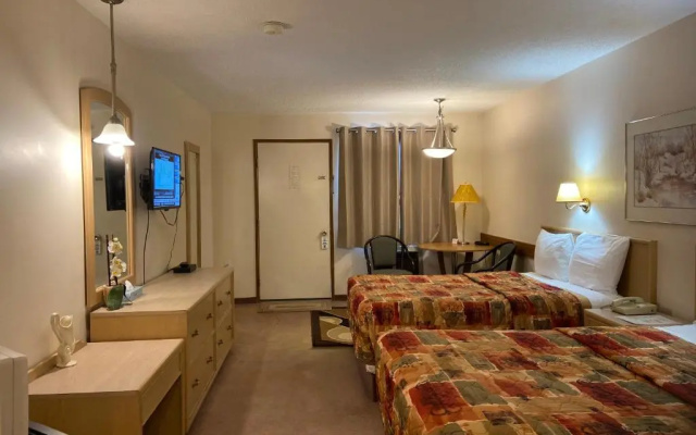 Ranchland Inn
