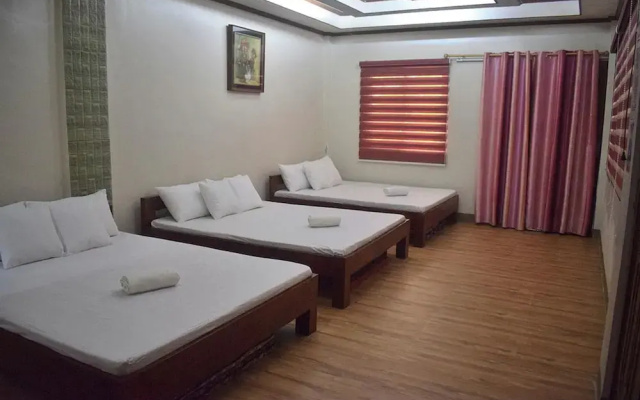FNT Transient House near Hundred Islands