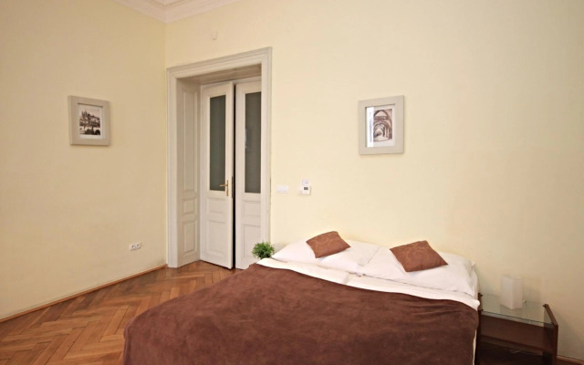RiverView Apartments