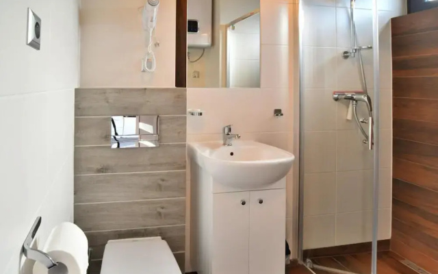 Holiday Homes Near the Beach, Sauna, Whirlpool