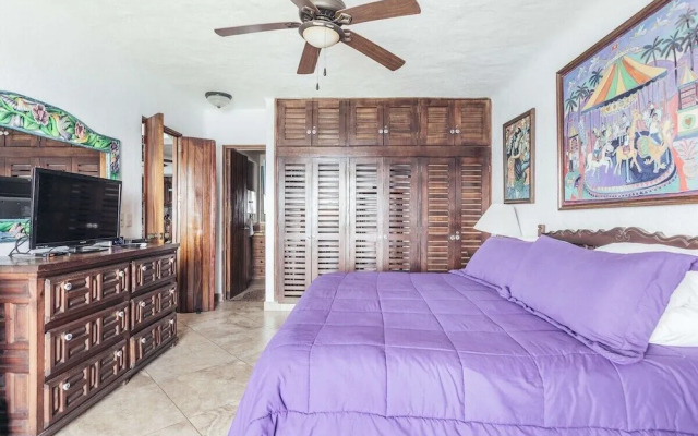Ocean View 2Br Condo-balcony-beach-pool - 711