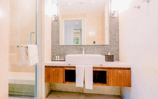 MCollection - Convenient City Stay in Iloilo Business Park