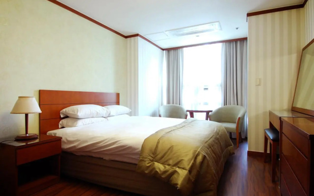 M Chereville Residence - MC Korea
