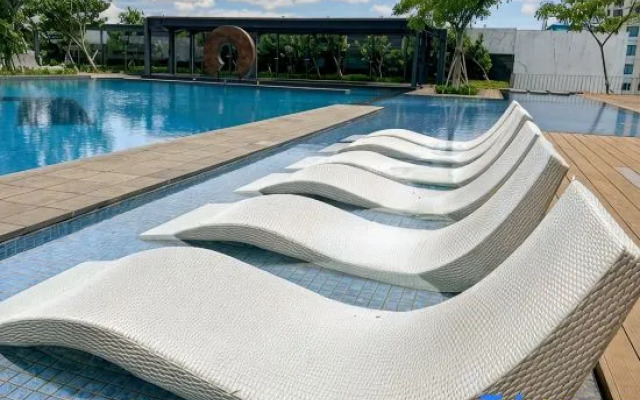 Newly Studio Apt w/ Pool, Gym Netflix