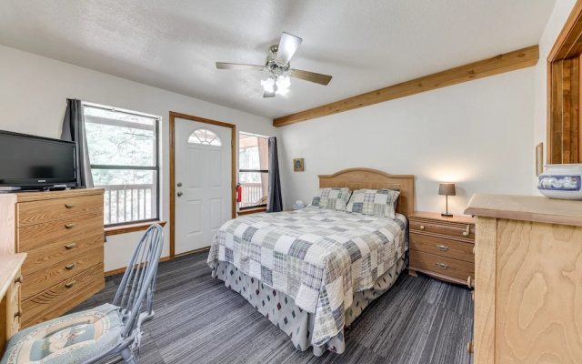 Family-friendly Ruidoso Cabin - Ski, Hike & Fish!