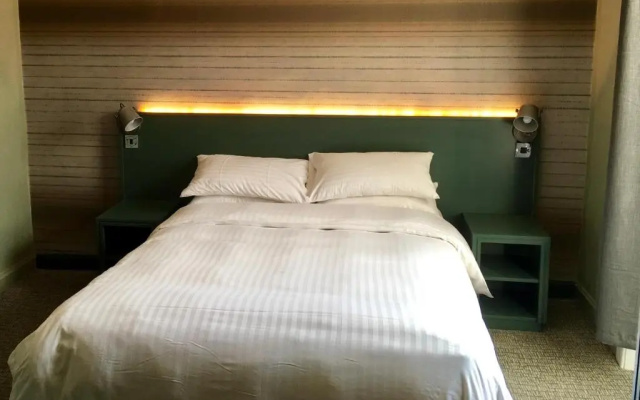 Kings Arms Hotel