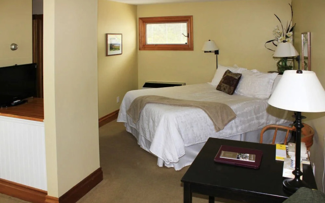 Kettle Creek Inn