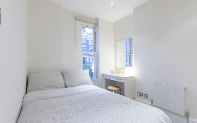 Chic 2BR apt in Kensington, Near Holland Park