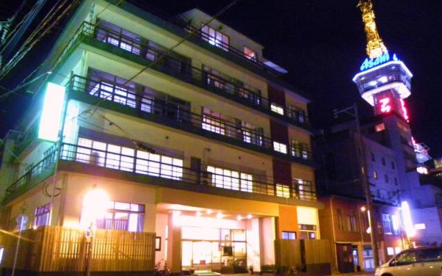 Hotel Rinkai Беппу вид на фасад