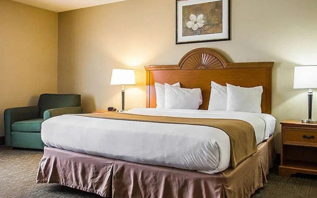 Quality Inn & Suites