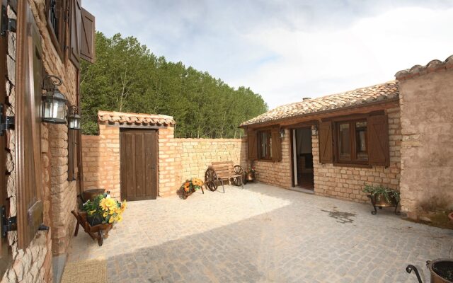 Отель Casa Rural Casa Adolfo вид на фасад