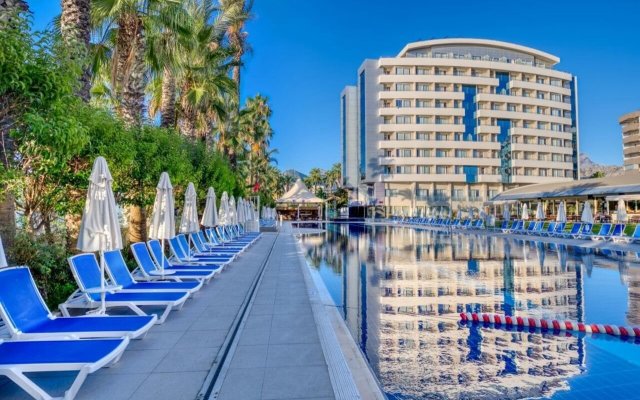 Porto Bello Hotel Resort & Spa in Antalya, Turkiye from 185$, photos, reviews - zenhotels.com hotel front