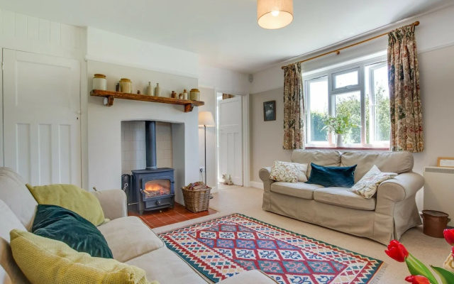Comfy Holiday Home in Tenterden near Sissinghurst Garden