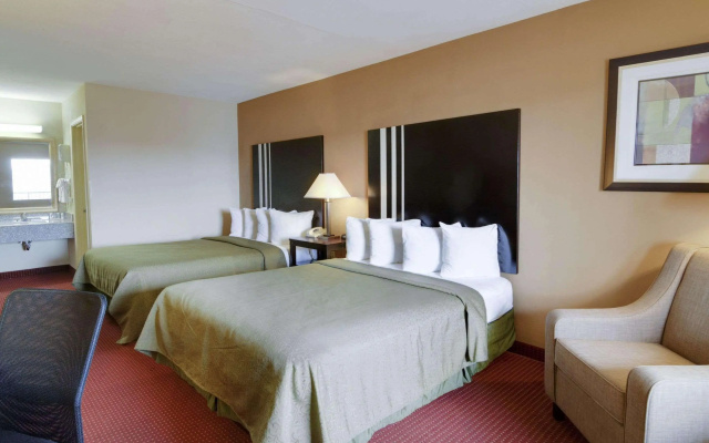 Quality Inn & Suites Clarksville
