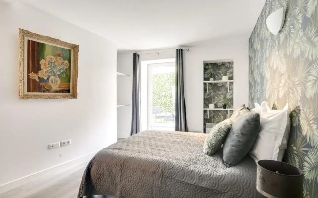 801-Suite Luxury, APT Terrace, Door of Paris- PRM