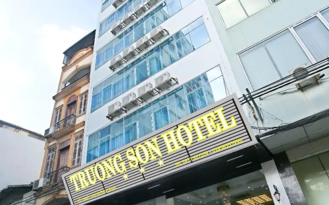 OYO 417 Sun Hotel