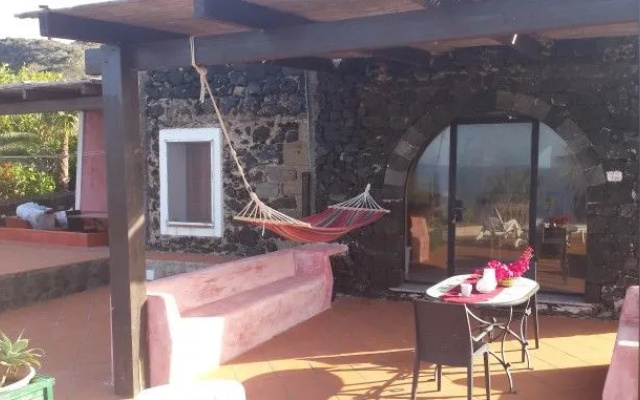 Agriturismo Cala Cottone - Dammuso Ghirbeci