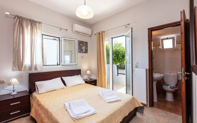 Helena's Aparthotel