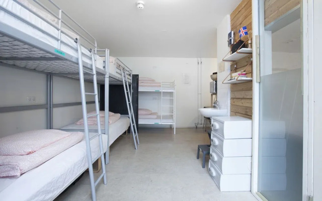 101 Hostel