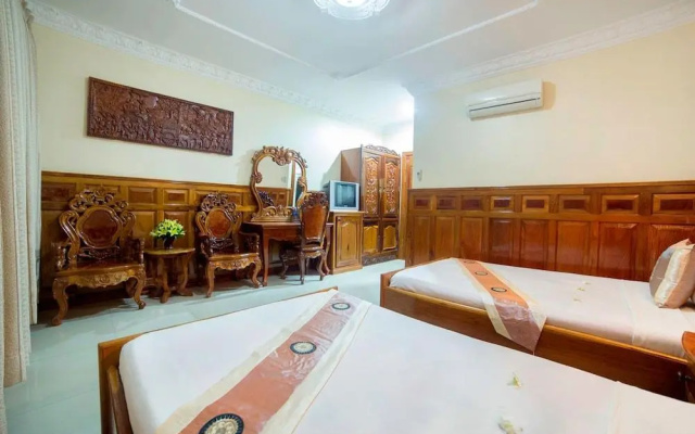 International Hotel
