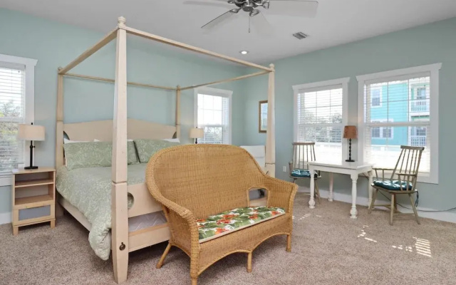 Sea Breeze Manor