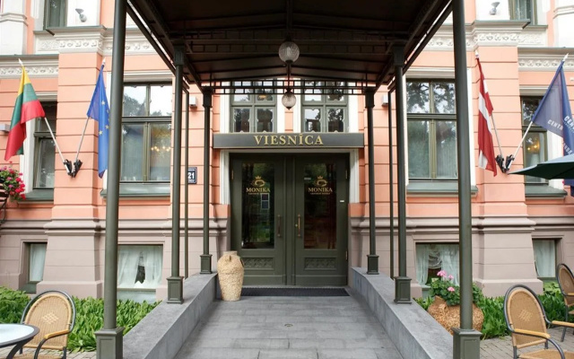 Отель Monika Centrum