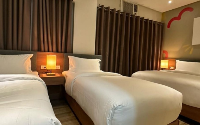 Luxebridge Hotel