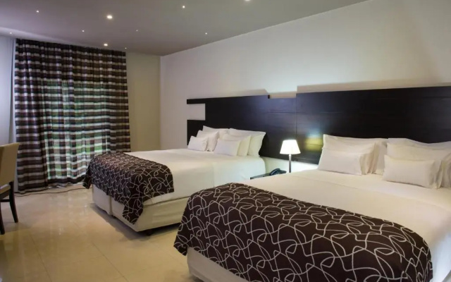 Yvy Hotel de Selva