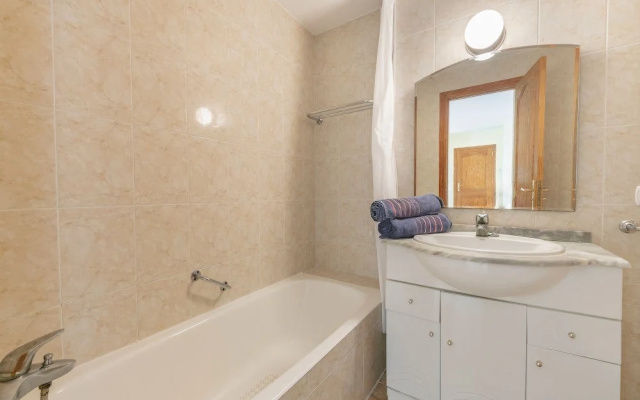 Tio Max Apartment I