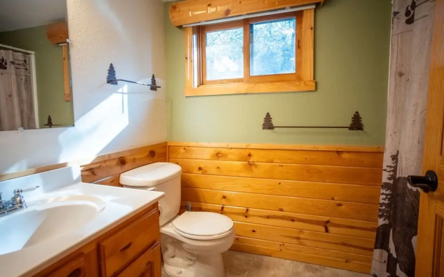 Timber Bay Lodge & Houseboats
