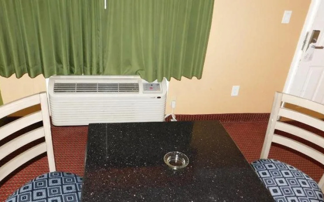Regency Inn Suites