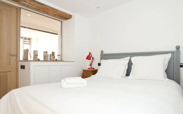 St. Germain des Pres Mabillon Apartment