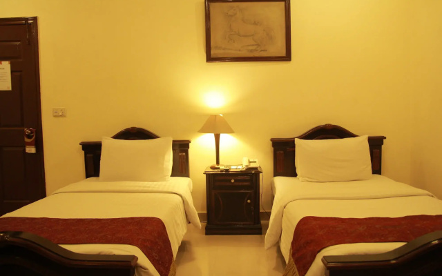 Hotel One Lalazar Multan