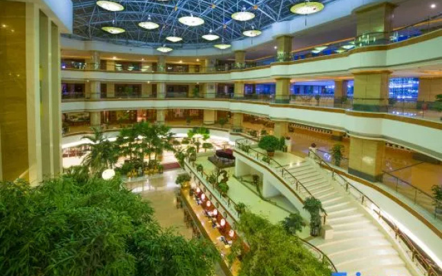 Royal Garden Hotel