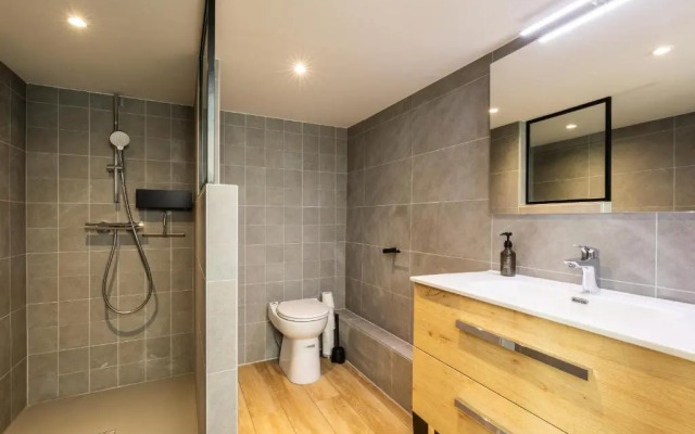 Dify Le Lodge D'ainay