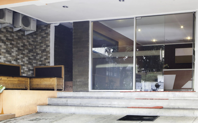 Formerly RedDoorz near Exit Tol Pasteur