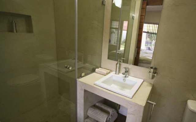 InnZululand Guest Lodge