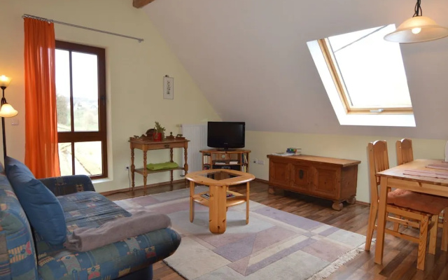 Comfortable Apartment in Meisburg Eifel near Watermill