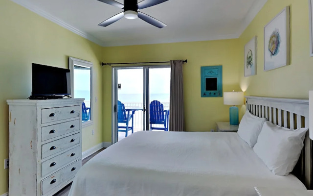 Crystal Shores by Southern Vacation Rentals