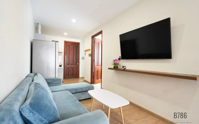 B786 Apartment