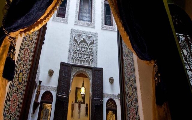 Отель Riad el Farah Kasbah Марокко, Марракеш - отзывы, цены и фото номеров - забронировать отель Riad el Farah Kasbah онлайн вид на фасад