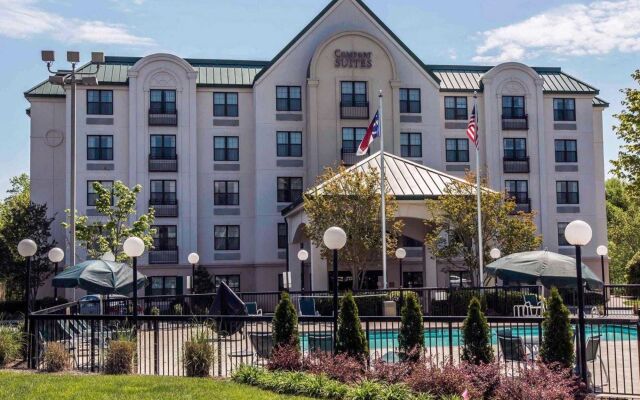 Comfort Suites Hanes Mall In Winston Salem United States Of