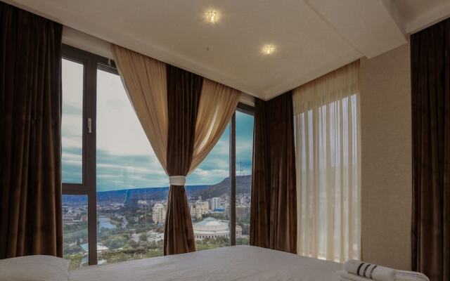 Апартаменты Hosthub - 2BR Super view Apartment Тбилиси
