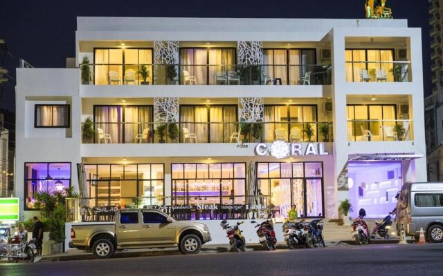 Отель Coral Inn вид на фасад