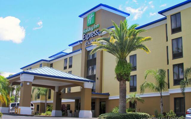 Holiday Inn Express Hotel & Suites Tampa-Rocky Point Island, an IHG ...