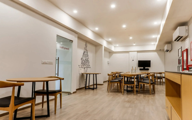 Super Townhouse Gandhi Hall