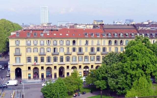 Hotel Roma E Rocca Cavour вид на фасад