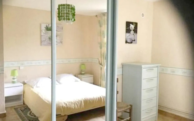 House With 4 Bedrooms in Capdrot, With Furnished Garden