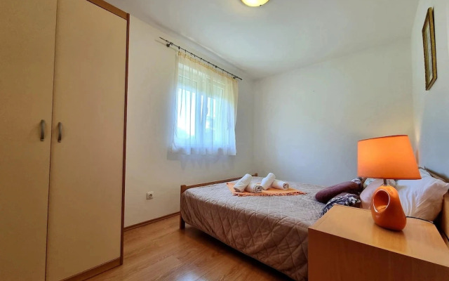 Apartments Ulika